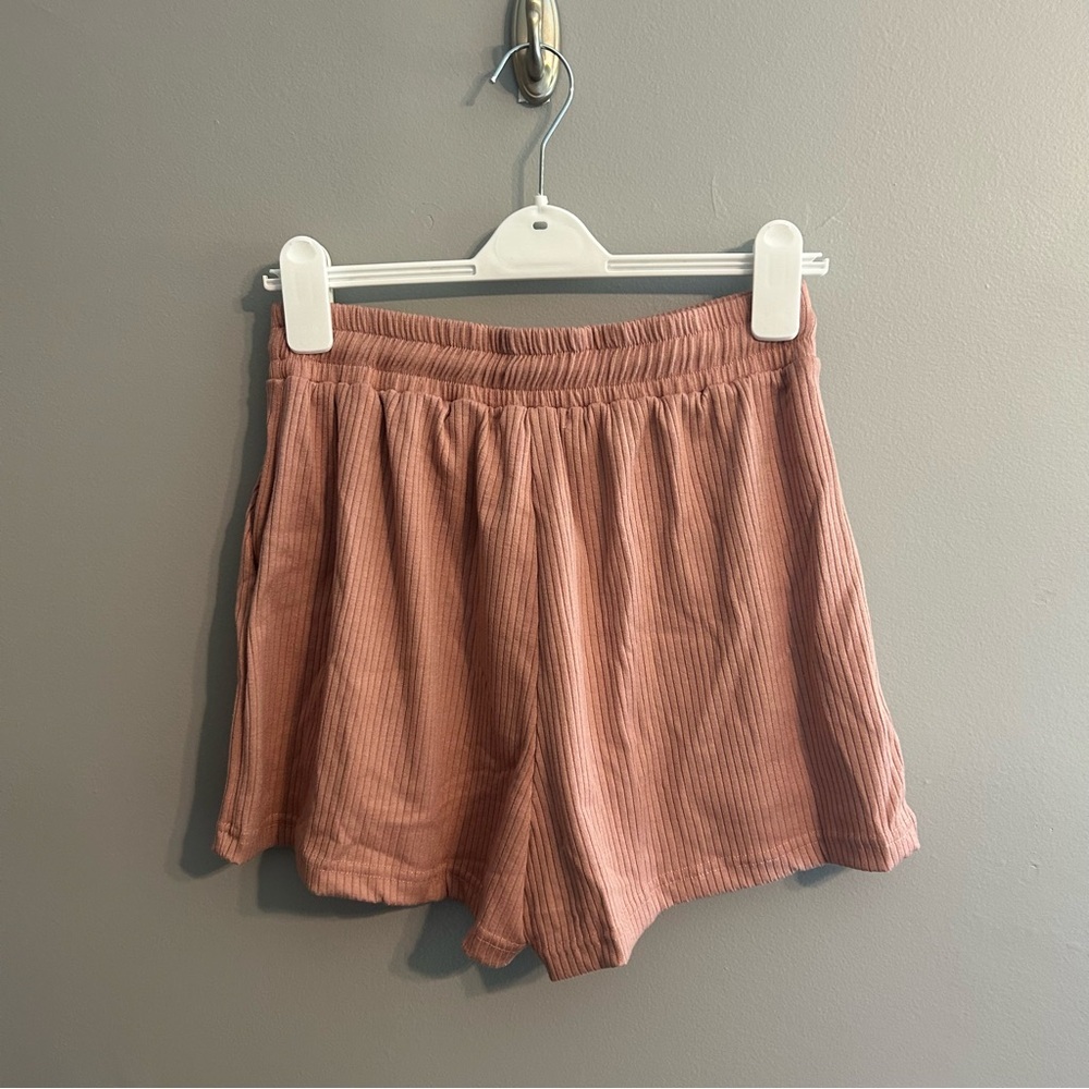 Lost + Wander Ribbed High Waist Shorts Set in Blush Pink Size L NWT - Picture 3 of 10